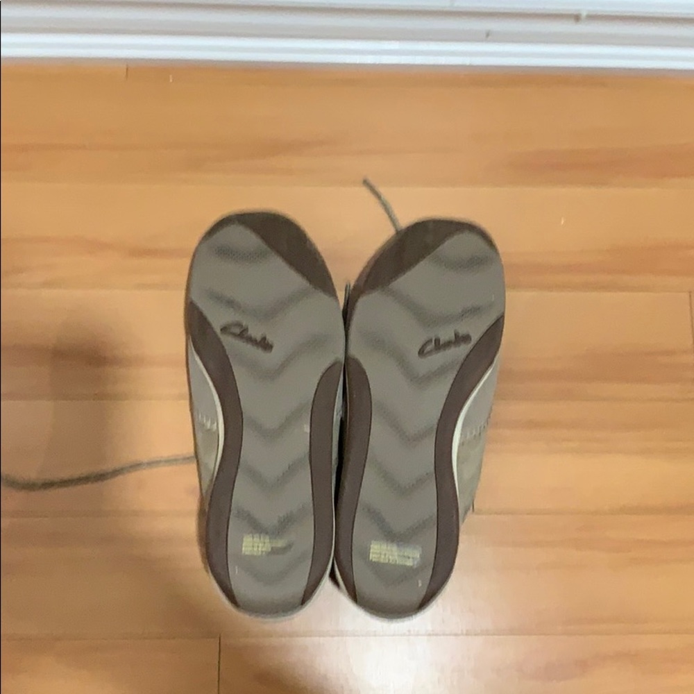 Shoes - Picture 2 of 3